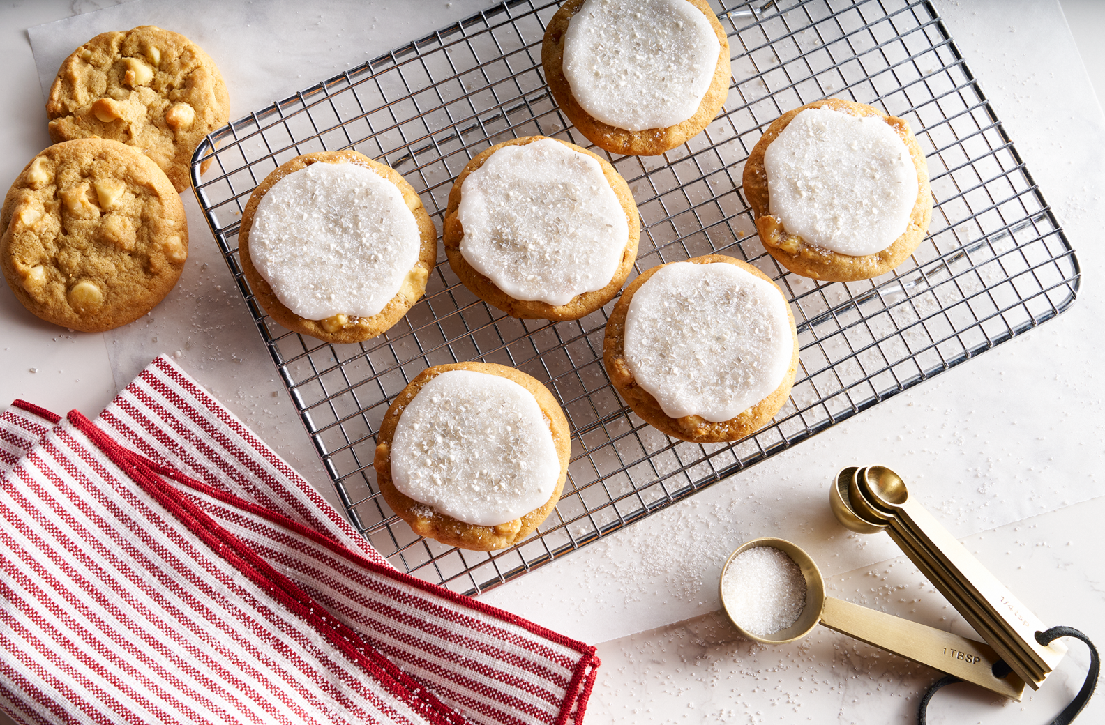 White Chocolate Macadamia Nut Cookie