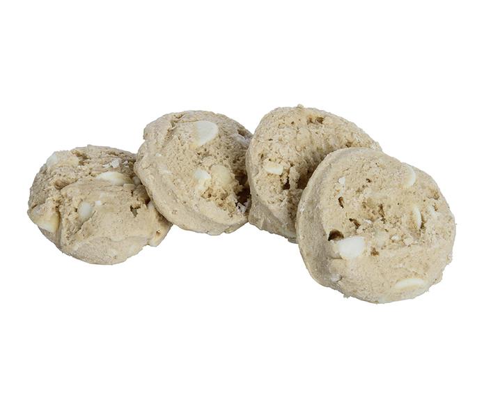 White Chocolate Chunk Macademia Nut Cookies