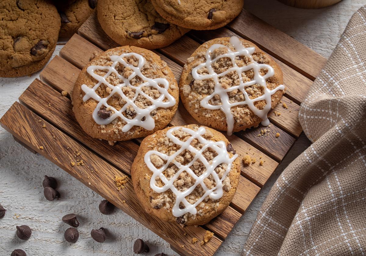 Pumpkin Spice Chocolate Chip Cookies